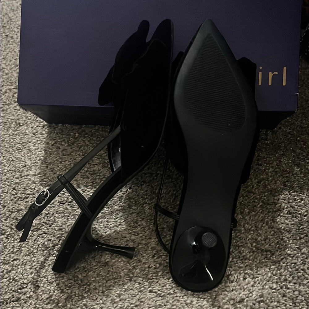 Madden Girl Black Stiletto Heels with Bow - Picture 2 of 3